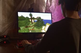 homem jogando