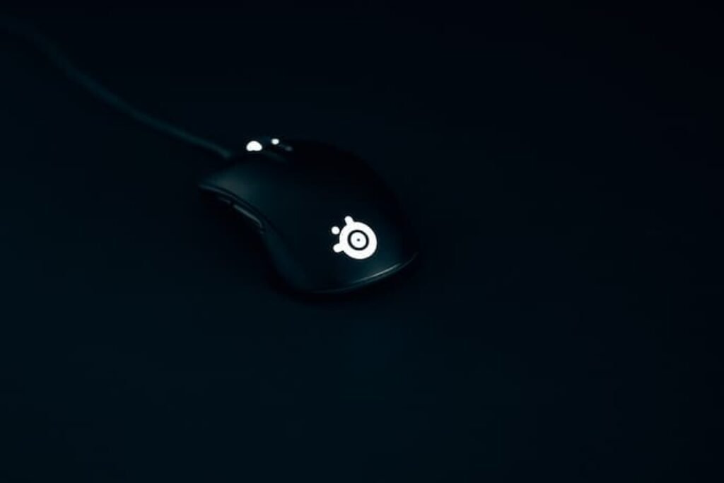 Mouse Logitech com RGB